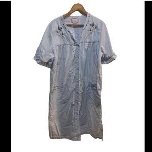 Vintage housecoat nightgown Granada blue checked w floral embroidery pearl snaps